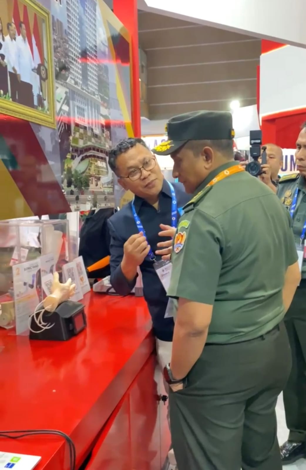 CliniLyst dipresentasikan di pameran alat kesehatan